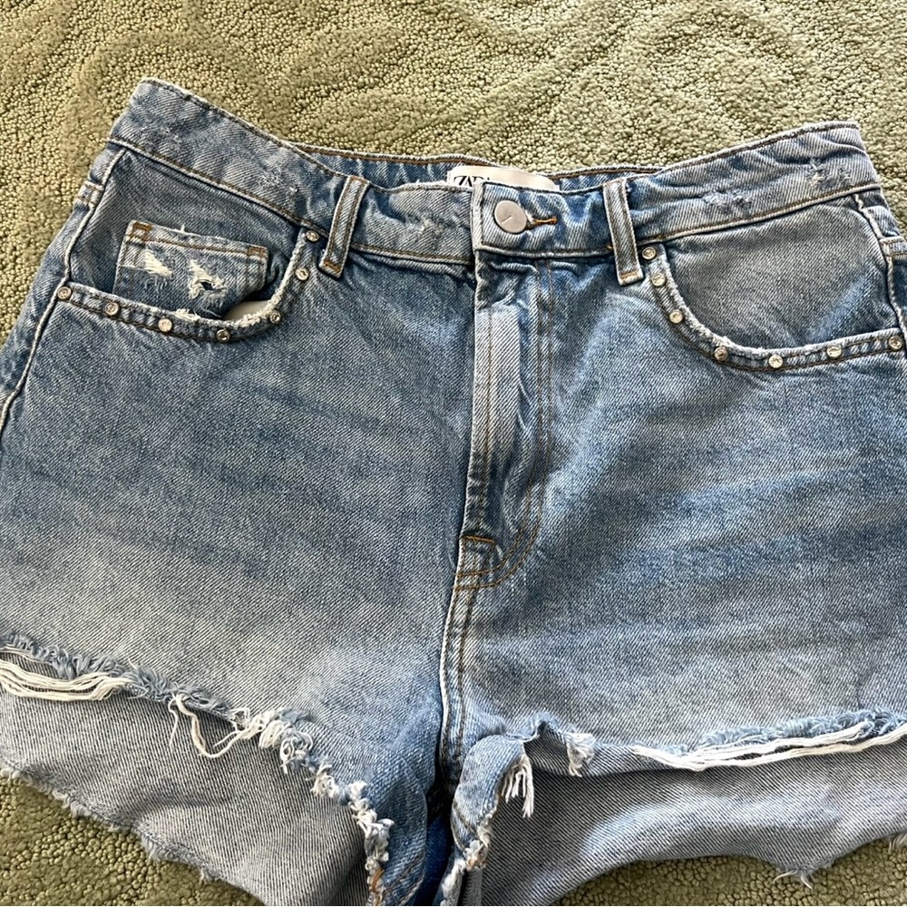 Zara denim shorts with rhinestones #denimshorts
